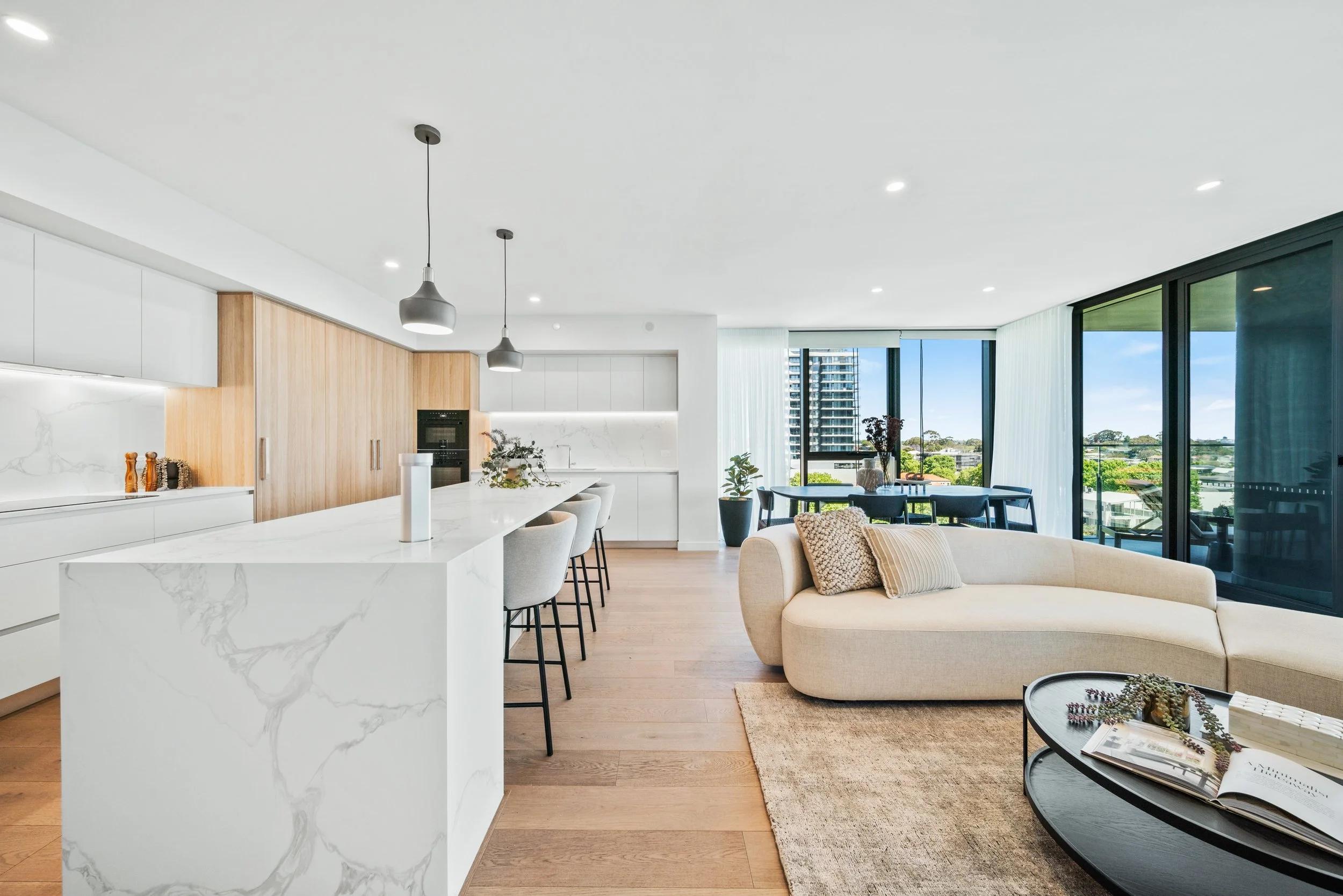 Bright, freshly cleaned open-plan living and kitchen area